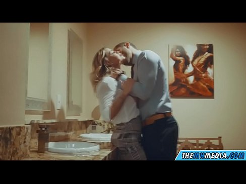 ❤️ Thaum ib tug busty blonde ntxias koj nyob rau hauv ib tug pej xeem chav dej ❤️❌ Super porn ntawm porn hmn.ladyxxxporno.ru